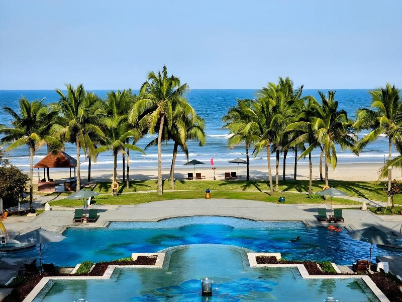 Olalani Resort & Condotel image