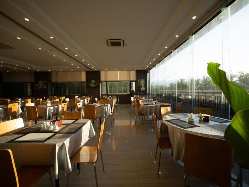 Lunar Hotel Da Nang image