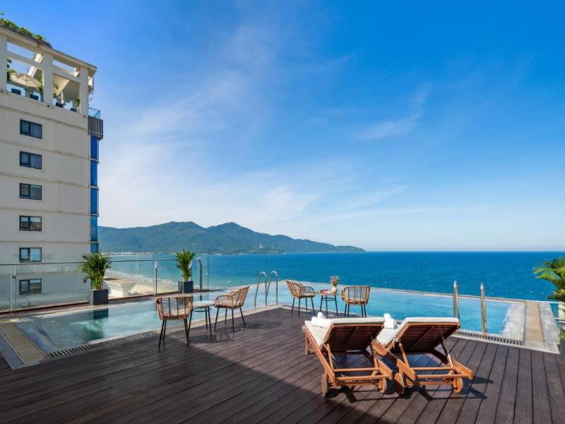 Lunar Hotel Da Nang image