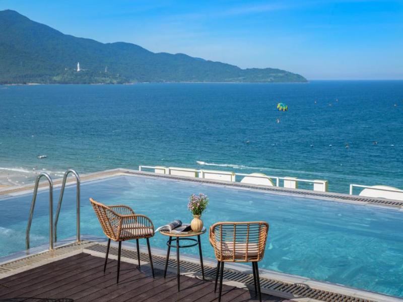 Lunar Hotel Da Nang image