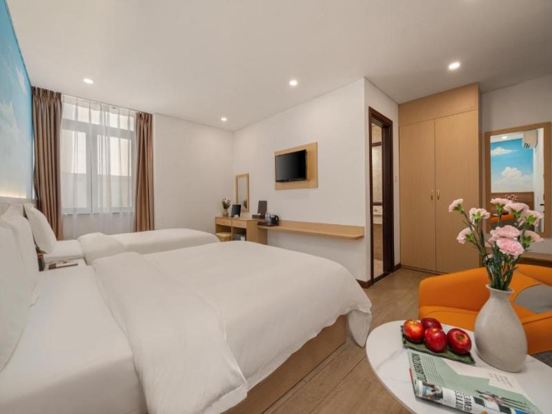 Lunar Hotel Da Nang image