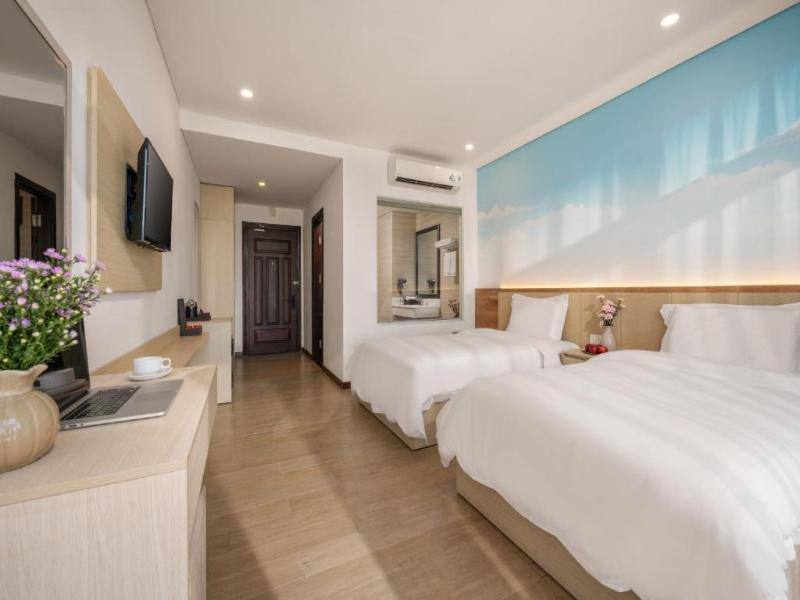 Lunar Hotel Da Nang image