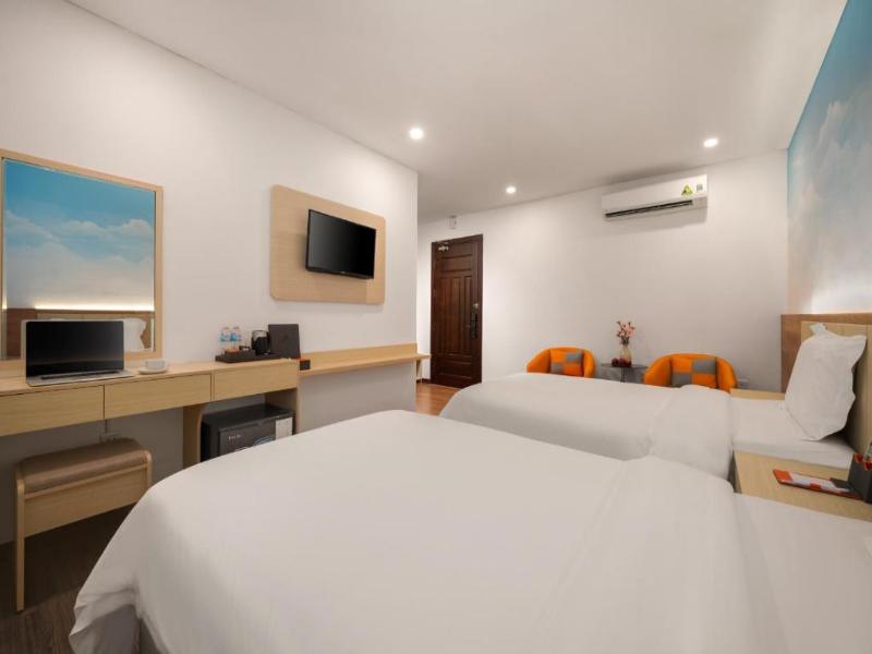 Lunar Hotel Da Nang image