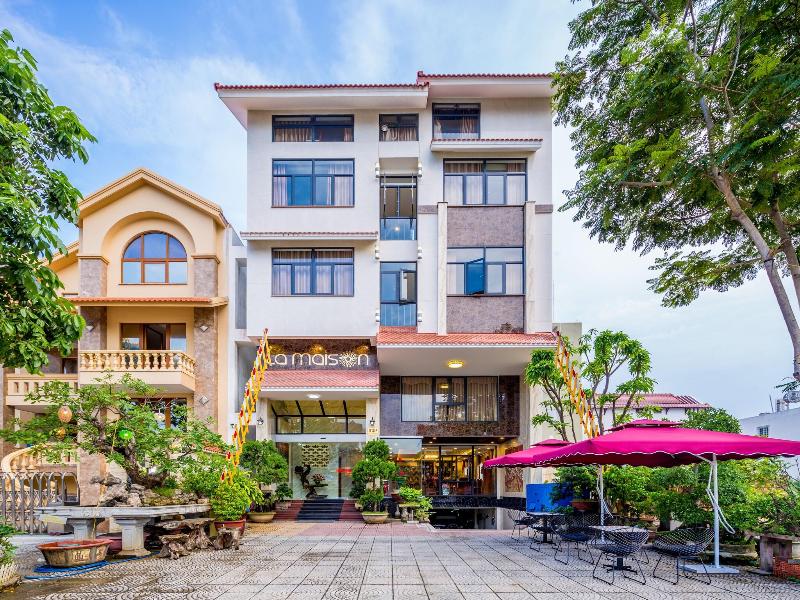 La Maison Da Nang Beach image