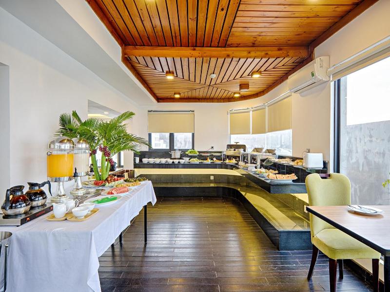 Ocean Haven Hotel image
