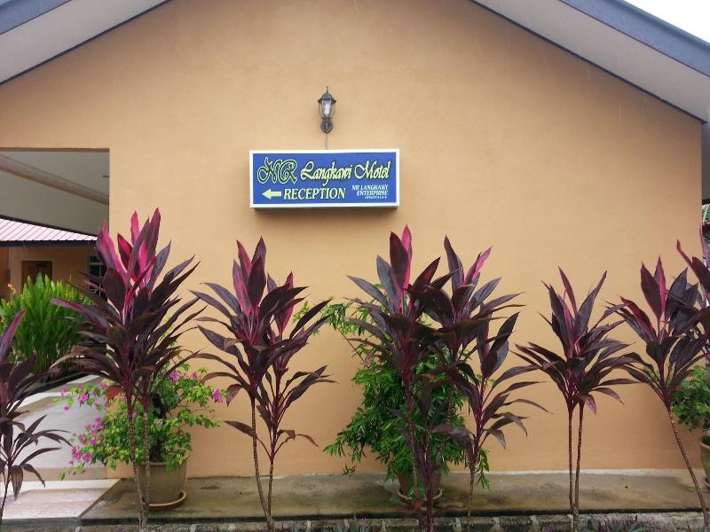 LOT 33 Boutique Hotel