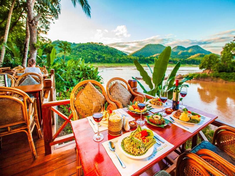 Mekong Riverview Hotel image