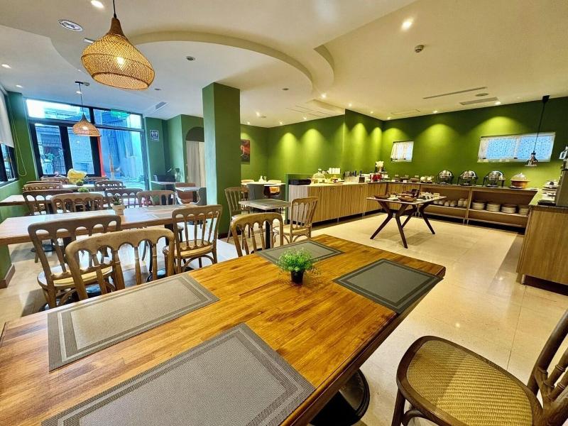 Fupin Hotel image
