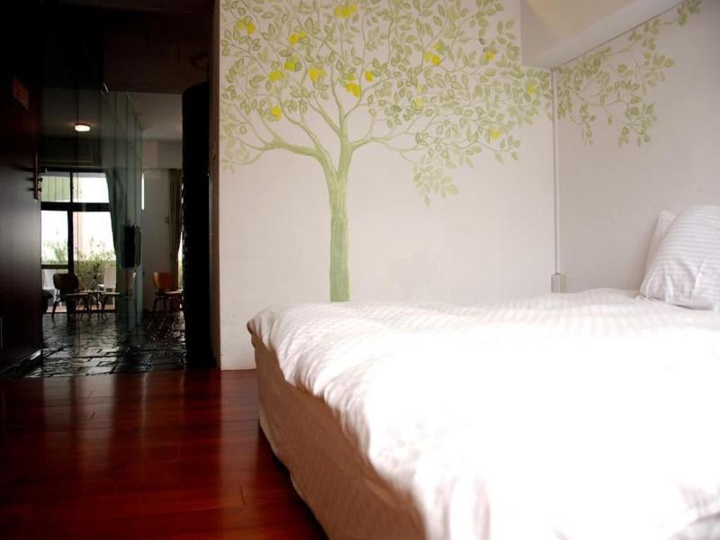 Howcome Spots Bed And Breakfast image