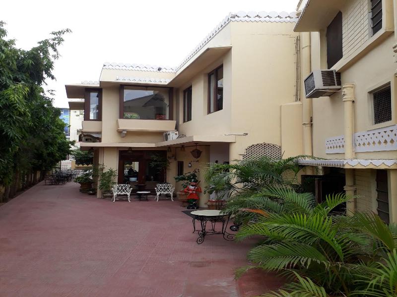 Dera Rawatsar Heritage Hotel image