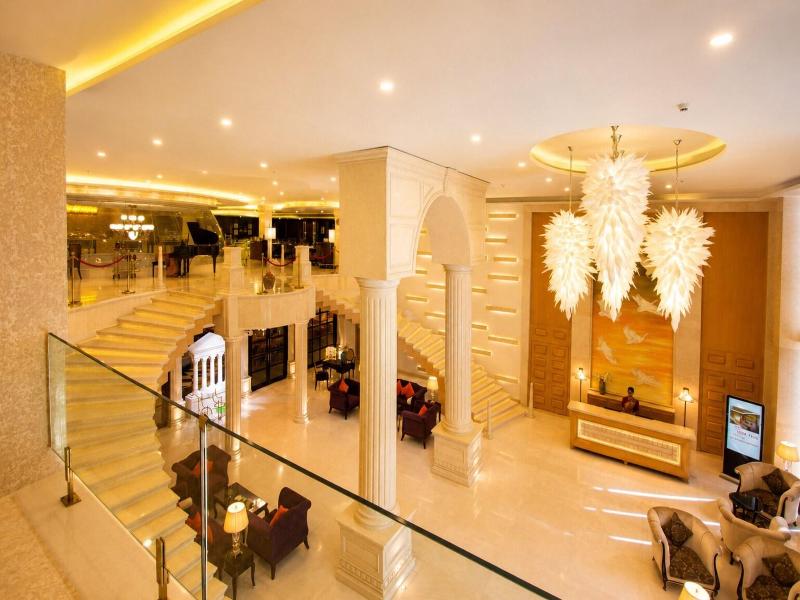 Shakun Hotels And Resort Pure Vegetarian Hotel image