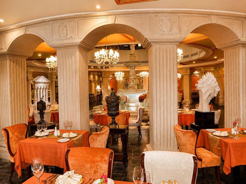 Shakun Hotels And Resort Pure Vegetarian Hotel image