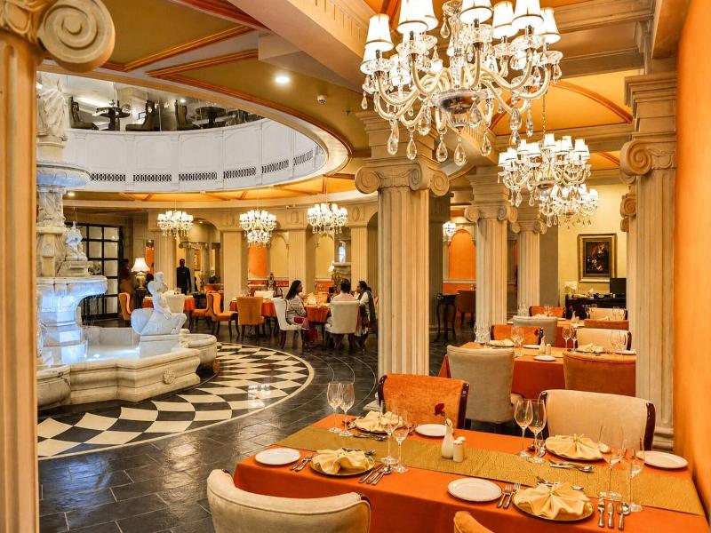 Shakun Hotels And Resort Pure Vegetarian Hotel image