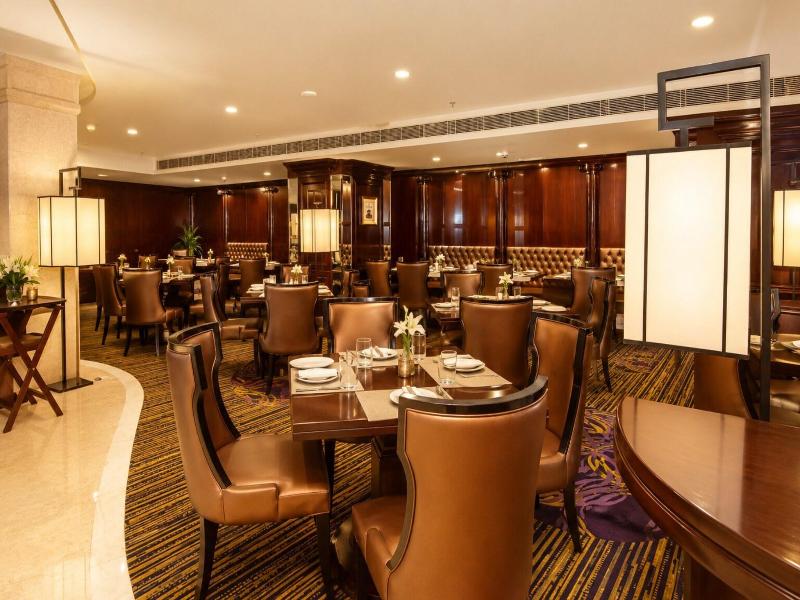 Shakun Hotels And Resort Pure Vegetarian Hotel image