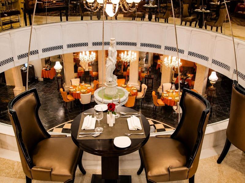 Shakun Hotels And Resort Pure Vegetarian Hotel image