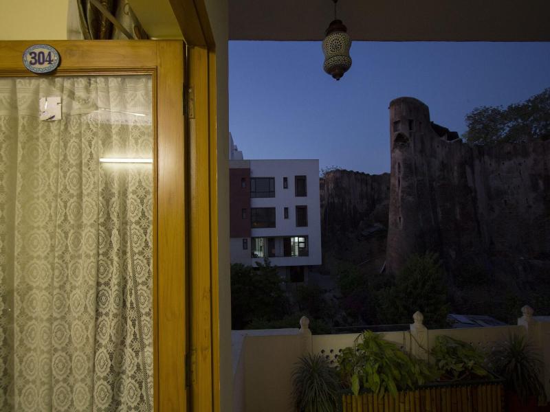 Chitra Katha Hotel image