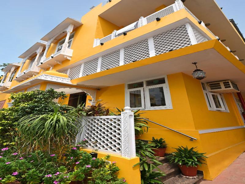 Chitra Katha Hotel image