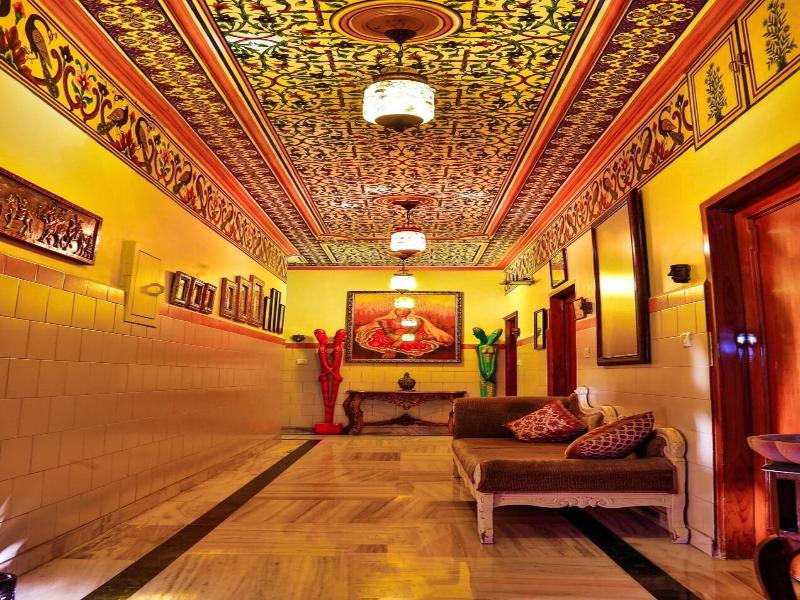 Pearl Palace image