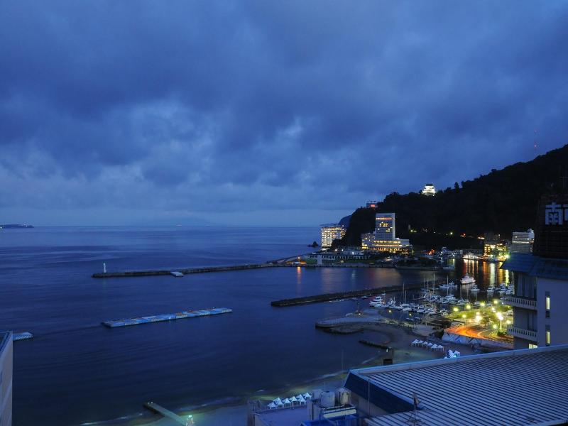 Apartment Hotel Grandview Atami image