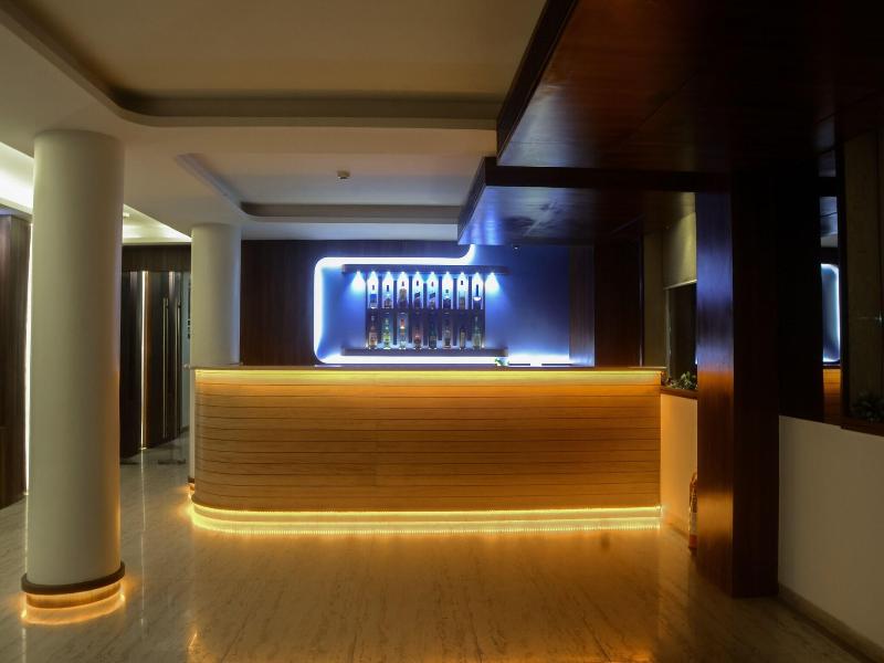 The Roa Hotel image
