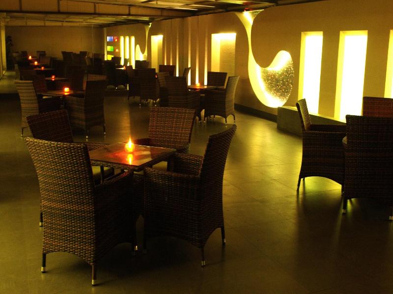 The Roa Hotel image