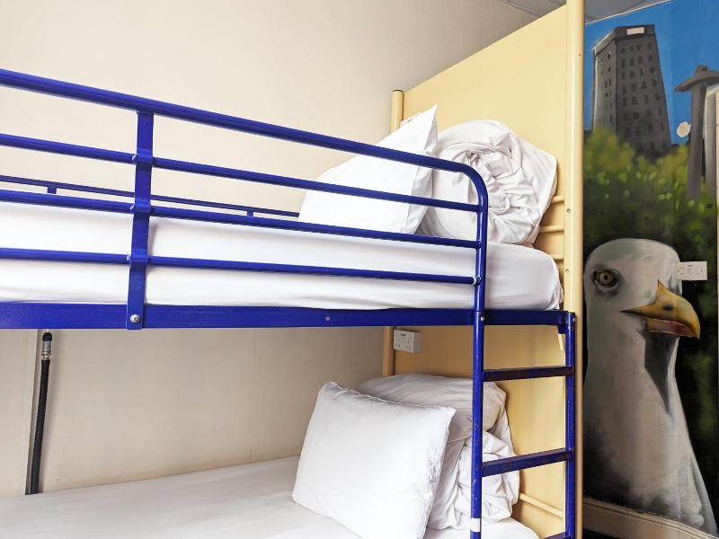 Rock N Bowl Hostel image