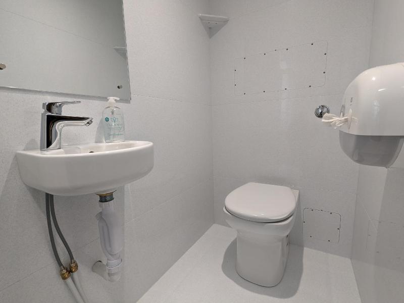Rock N Bowl Hostel image