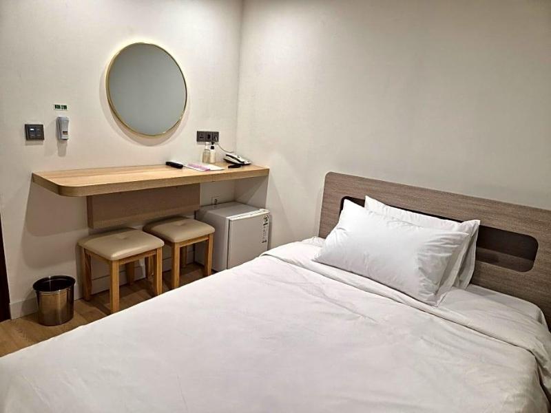 Hotel Gwang Jang image