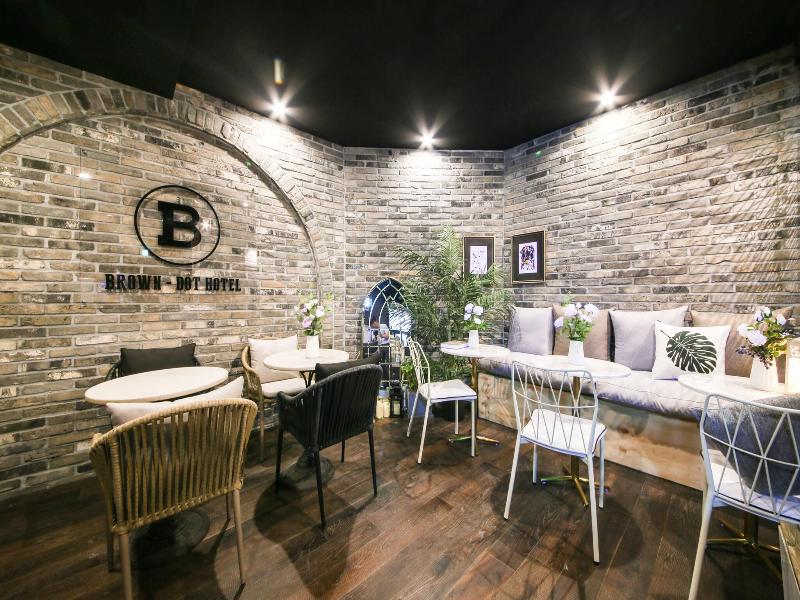 Brown Dot Hotel Yangjeong image
