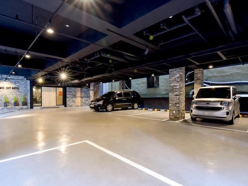 Brown Dot Hotel Yangjeong image