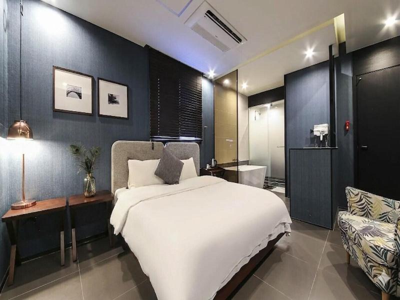 Brown Dot Hotel Yangjeong image