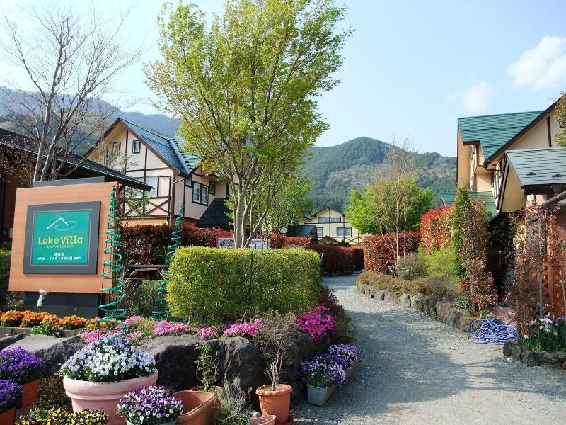 Lake Villa Kawaguchiko image