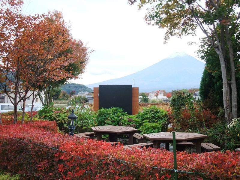Lake Villa Kawaguchiko image