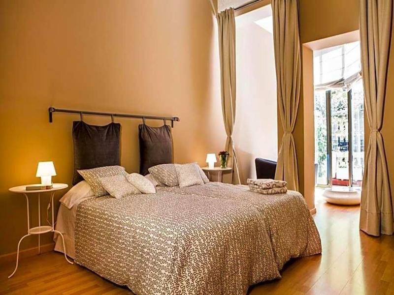 Born Barcelona Hostel image