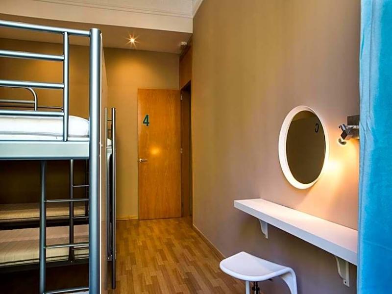 Born Barcelona Hostel image