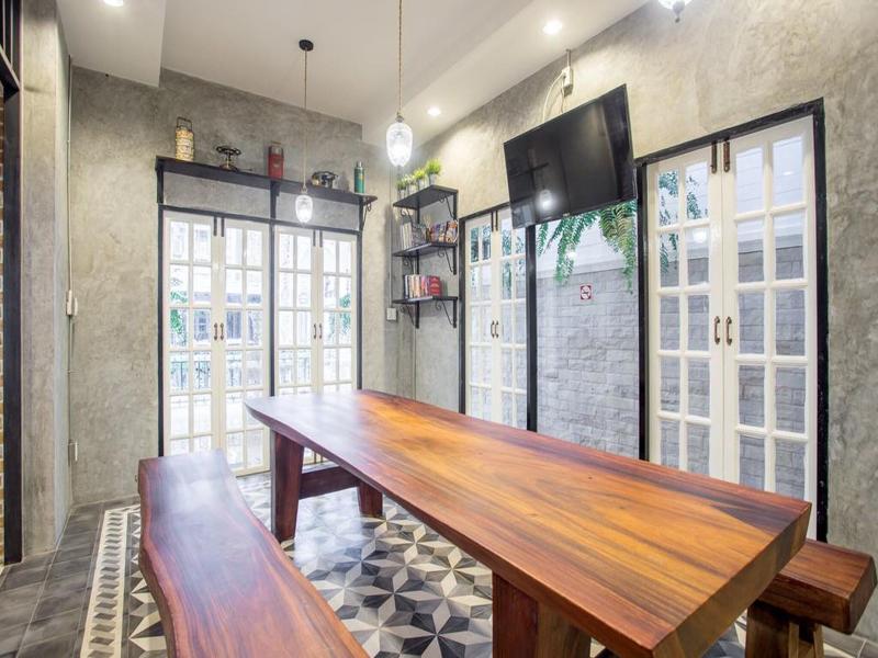 X9HOSTEL image