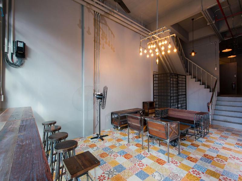 Bloo Hostel image