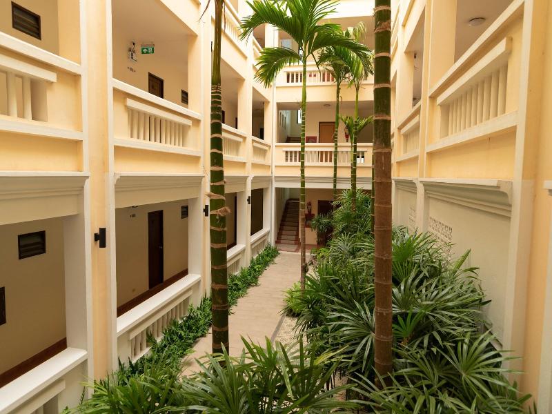 Park 38 Hotel image
