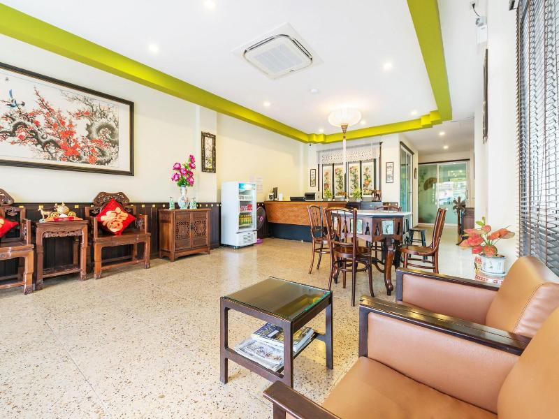 Le Hua Phuket image