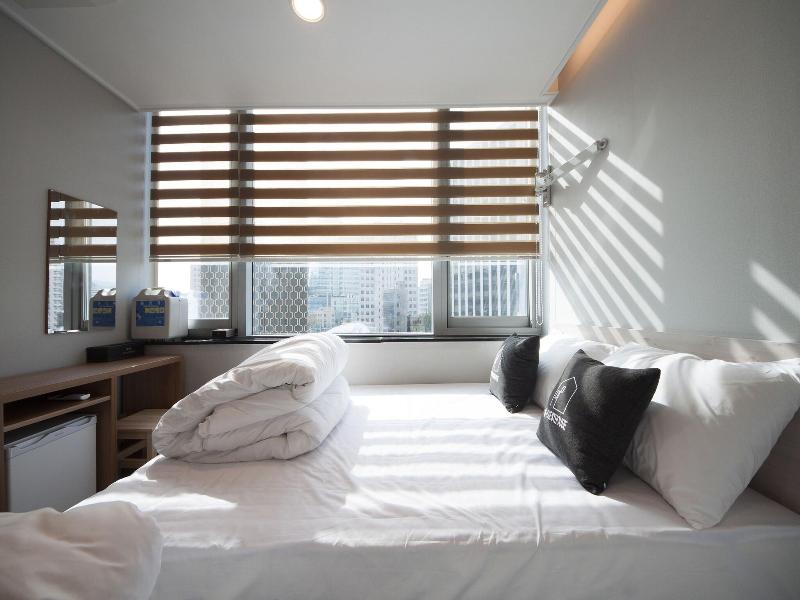 K Guesthouse Dongdaemun Premium image