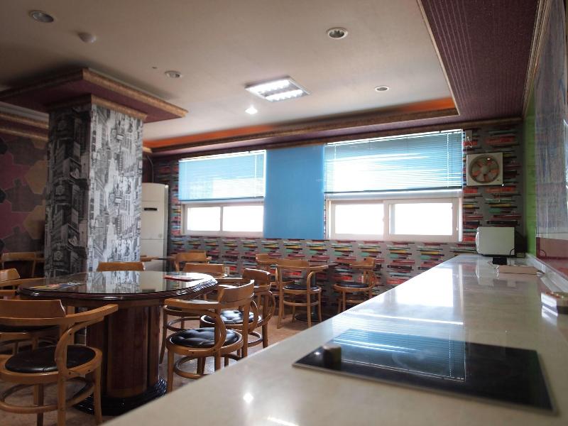 Hostel J Stay image