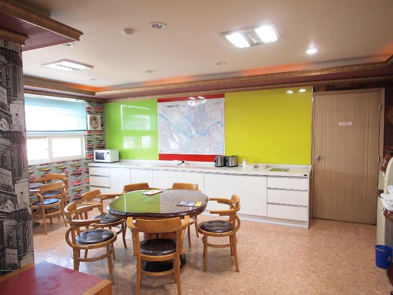 Hostel J Stay image