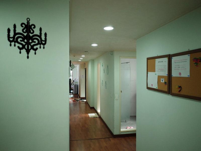Yakorea Hostel Gangnam image