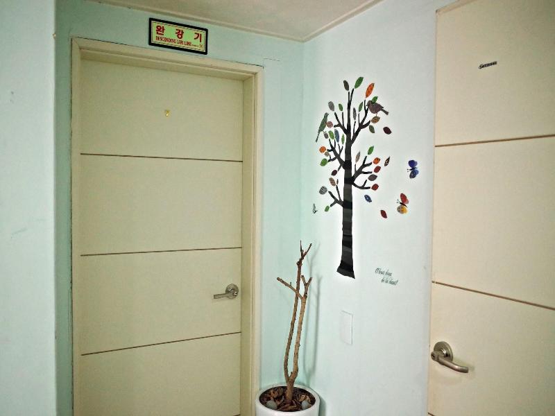 Yakorea Hostel Gangnam image