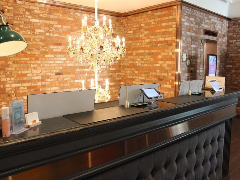 Patio7 Hotel image