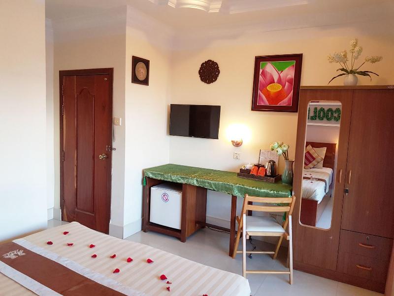 Fancy Guest House image