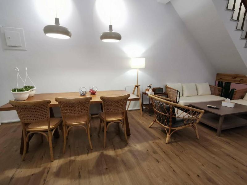 Oasis Inn image