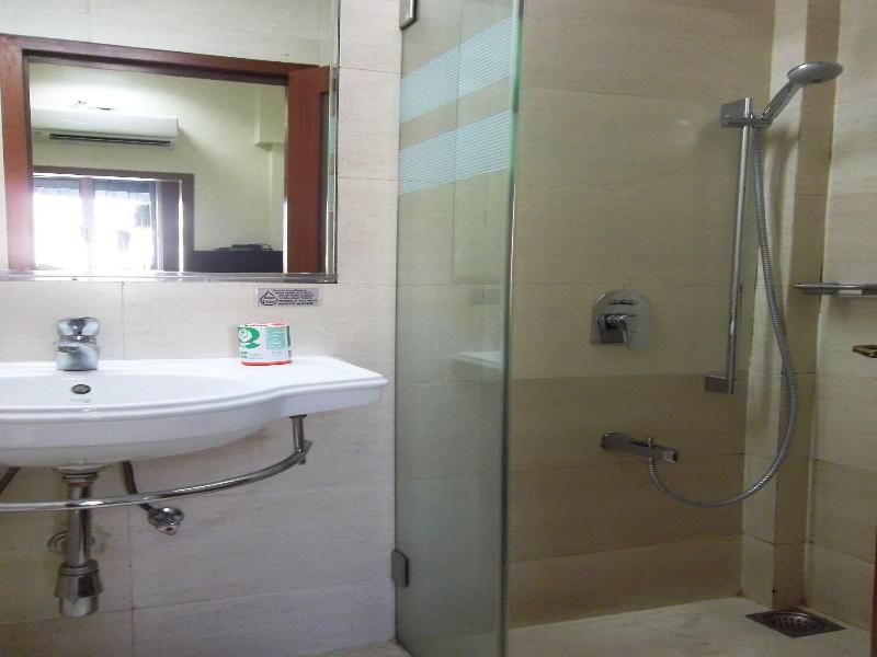 Elphinstone Hotel image