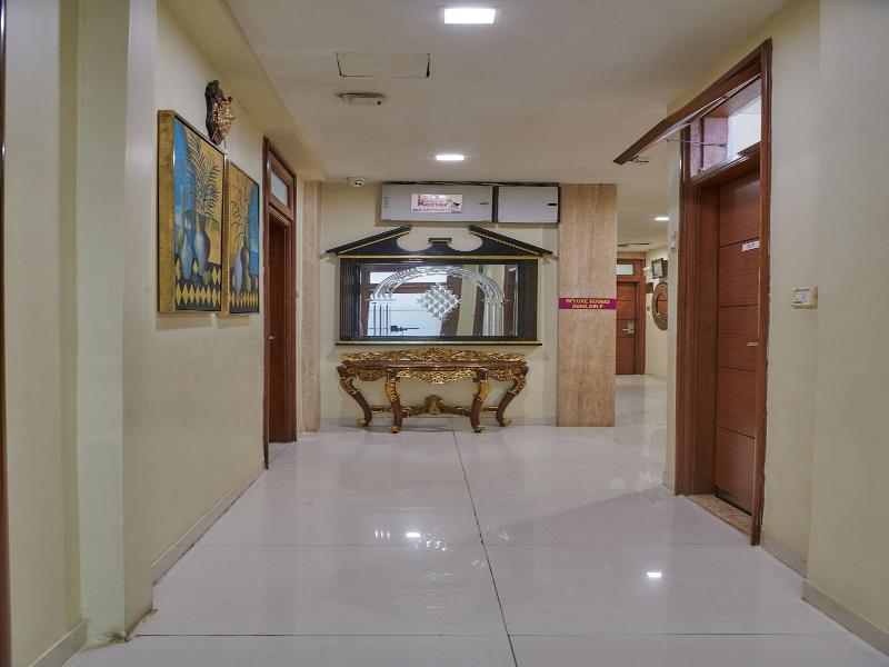 Bentley Hotel image