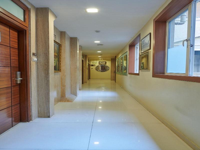 Bentley Hotel image